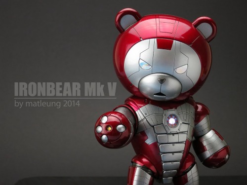 Five amazing beargguy III custom of the day : 1. Ironbear Mk V, by matleung 2. Leo San USB Hub, by a