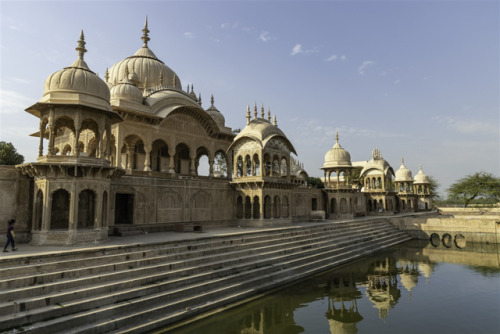 Kusum sarovar, Vrindavana, UP photos by Kevin Standage, more at https://kevinstandagephotography.wor