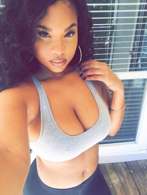 gotdamndee:  Kelsey 