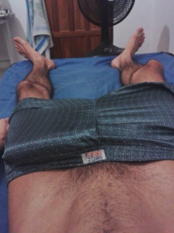 nickdeen:  bored in bed 