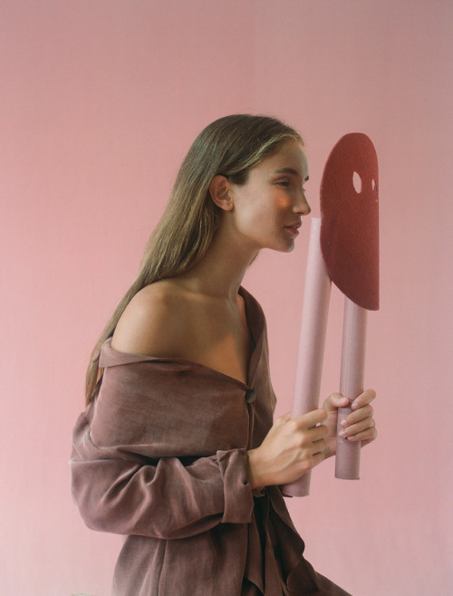palomawool: Zoe Philine is an artist, she’s German, lives in Amsterdam but grew up in Barcelona. She came in July and we’ve spent 3 months together. She made 9 hats for paloma wool (among a lot of other things). Here are the pictures. Love you Zoe.