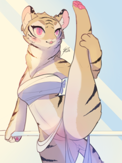 electrycpynk: warm up stretching c: