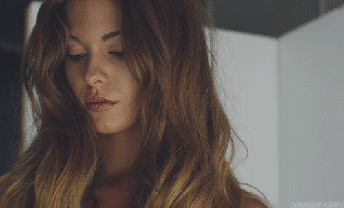 communitycrook:  Carmella by Yves