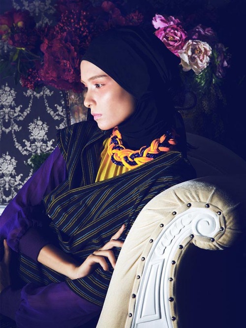 Aquila Style hijab fashion shoot: Statement of declaration Prints, patterns and textures morph into 