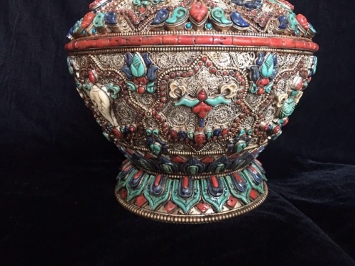 Masterpiece Pure Silver Gulpa Offering/Storage Jar crafted with Gem Inlay of Lapis Coral &amp; T