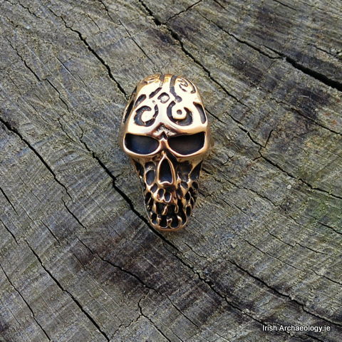This bronze skull pendant is inspired by ritual objects found in Tibet and the Indian subcontinent. 