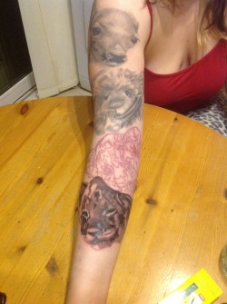 naughtyinkedangel:  So this is how my arms coming together x