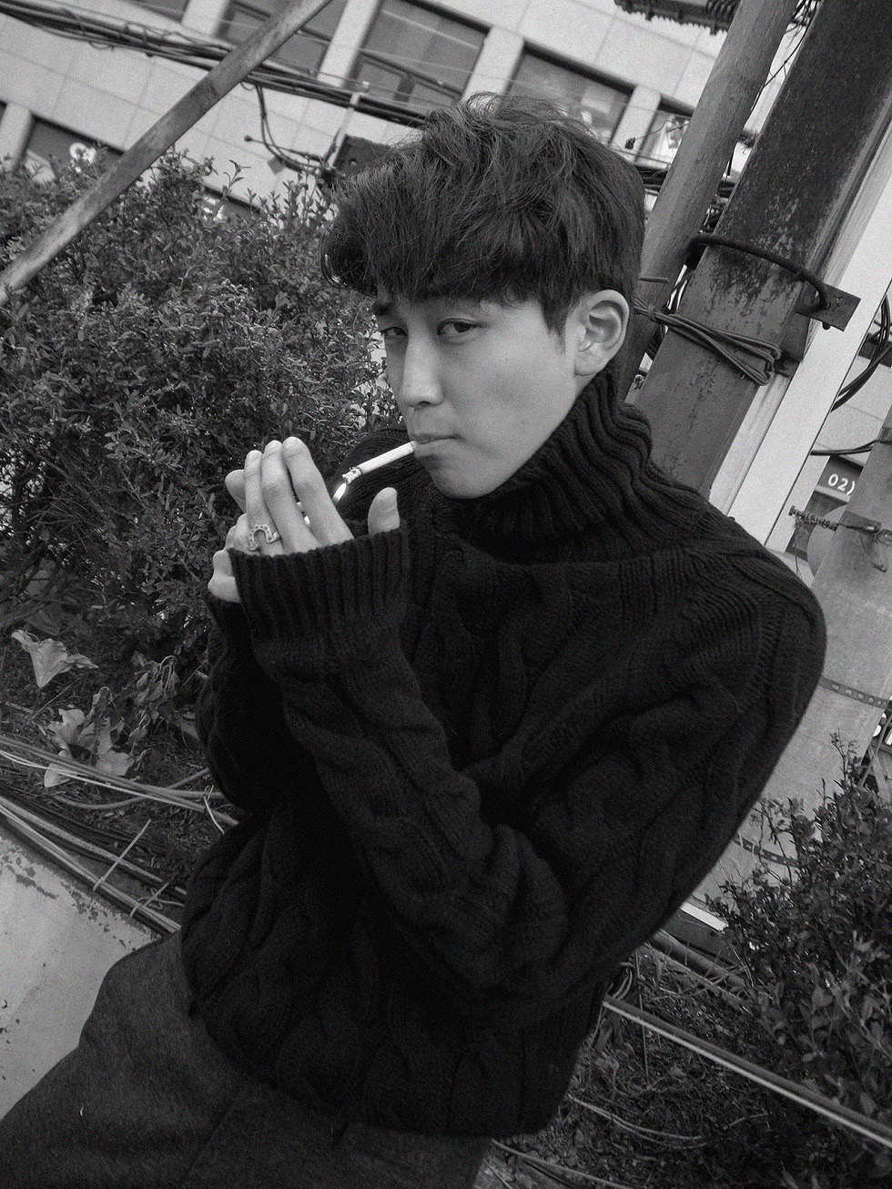 koreanmodel:    KOREANMODEL street-style project featuring Ryu Hyung Ryul shot by