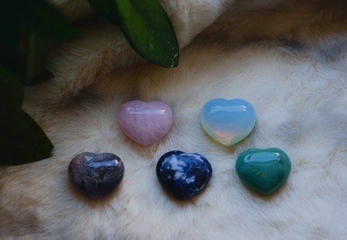 heart shaped crystals  love these guys! great for bringing the good vibes with you everywhere you go