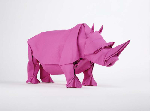 cjwho:  Raising funds for a life-sized origami elephant by Sipho Mabona | via  Swiss origami artist Sipho Mabona plans to create a life-sized elephant from a 125 square meter sheet of paper at the Art Museum in Beromünster, Switzerland. The artist is