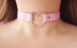 nymphetfashion:  Pink Heart Choker Also In Red, Purple &amp; Black  