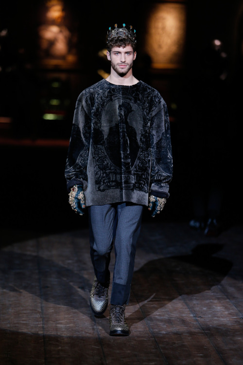 Dolce & Gabbana Man Fashion Show Fall Winter 2014 2015