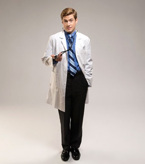 sparkinlarkinn:Aaron Tveit as Frank Abagnale Jr. \ Catch Me if You Can 
