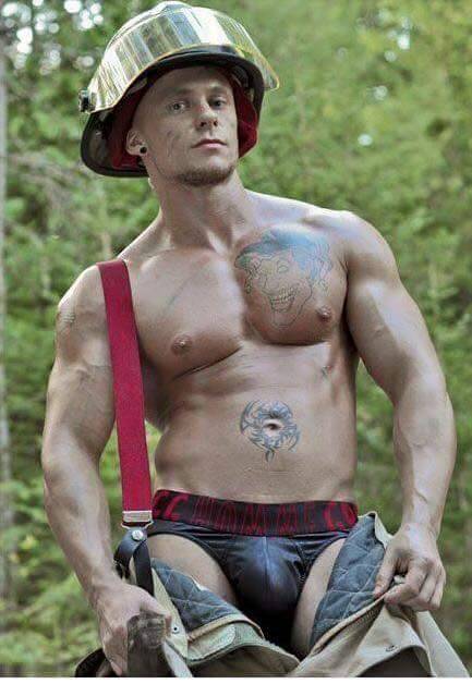 waveblue52: Firefighter muscle tits…………..