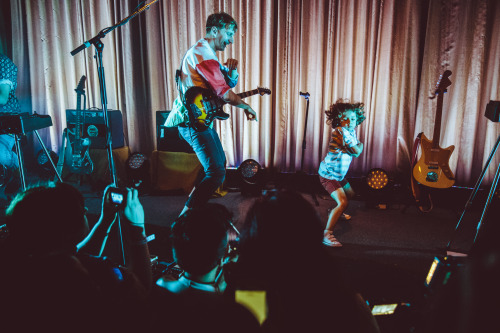 Glass Animals • Tumblr IRL • Los Angeles • 8/31/16Bringing an album to life at a Tumb
