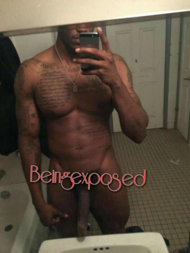 texaslove2013:  tightholebigdick:  I need ALL of him http://tightholebigdick.tumblr.com/
