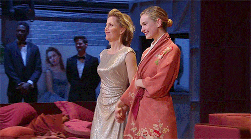 qilliananderson:Gillian Anderson & Lily James, ALL ABOUT EVE 2019.