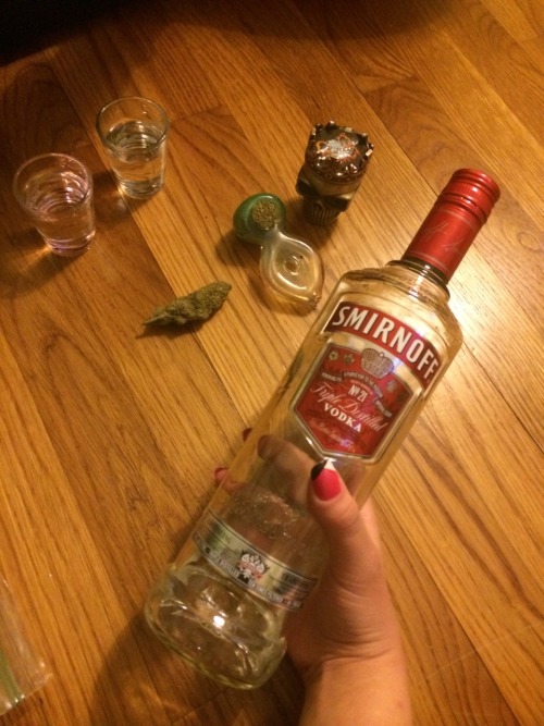 stoned-outta-my-mind420:  Last nights pregame