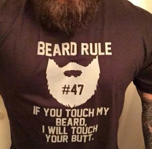 pleatedjeans:18 Funny and Clever T-Shirts