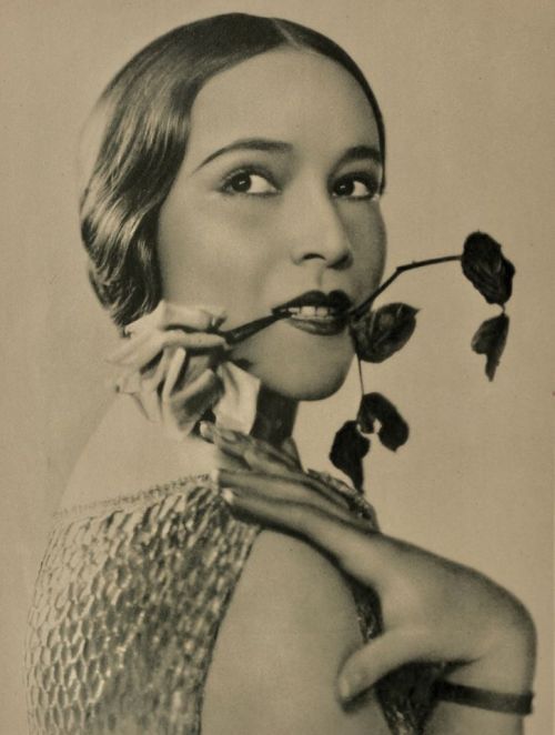 Dolores Del Riohttps://painted-face.com/