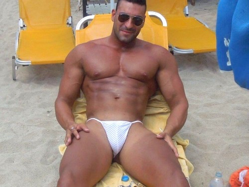 MEN N THONG