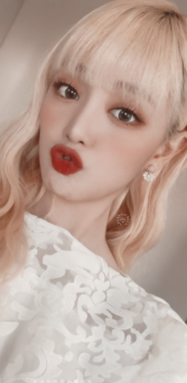 minnie - G-IDLE (simple)she served everything as a blondelike or reblog if you save and don’t 