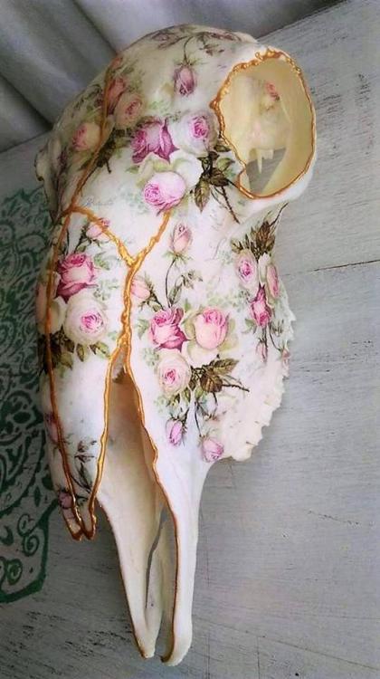 ex0skeletal:Hand Painted Goat and Sheep Skulls byEldekorByElena on EtsyThese and more items availabl