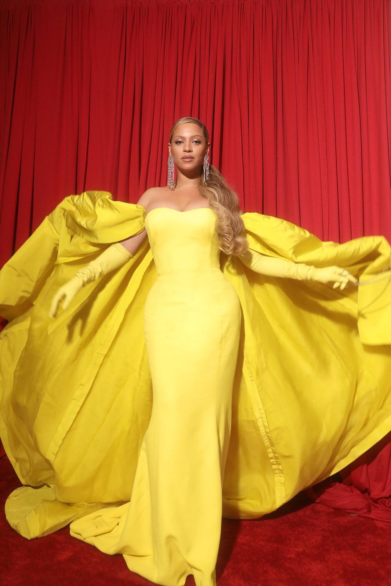 Devdas Fashion — Beyonce at the 2022 Academy Awards