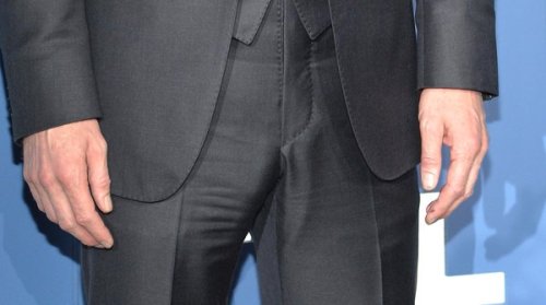 famousmaleexposed:  Michael Fassbender Big Bulge! Follow me for more Naked Male Celebs!http://famousmaleexposed.tumblr.com/