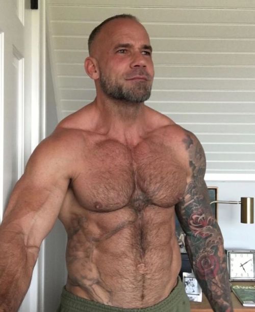 Porn papabearscum:  This Man is perfection. i photos