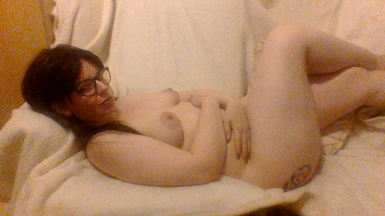 xxmisty:  Happy Topless Tuesday! (part 2)Don’t forget to follow my new chubstuck