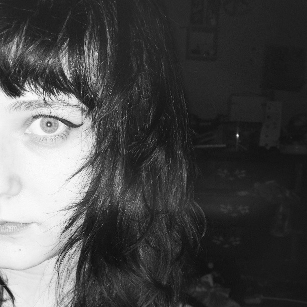miau-mixed:  New haircut. Cool. 