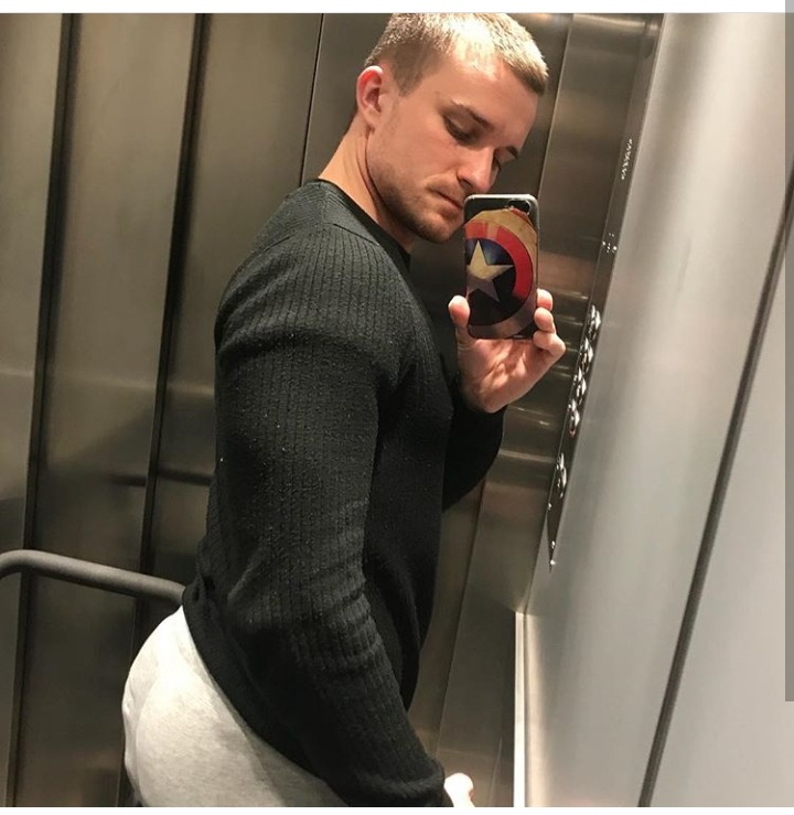 que-culo-miguel:  Some Spanish/Czech guy from Barcelona I thought his Ass was  worthy