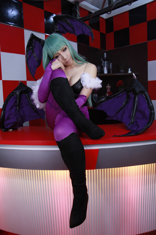 grimphantom2:  gravureheaven:    Non - TAG☆COMMUNICATION    She fits so well as Morrigan =)   < |D’‘‘‘‘