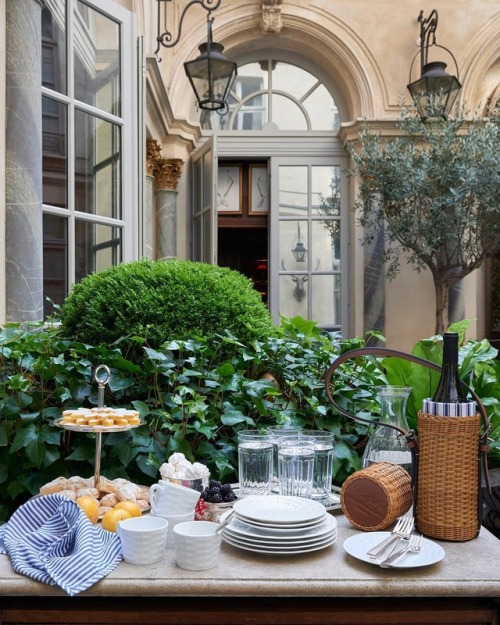 tkkatherineblog: IG @ralphlaurenhome
