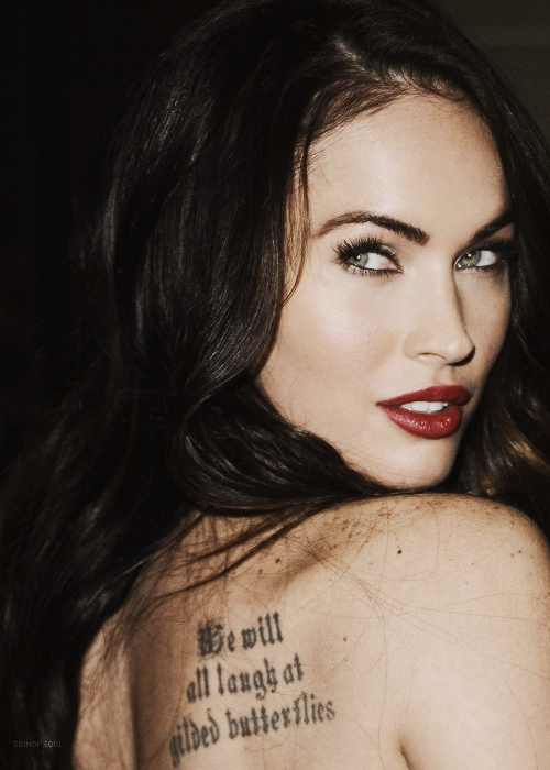 teenagedays: 4/10 Pictures of Megan Fox Being Gorgeous