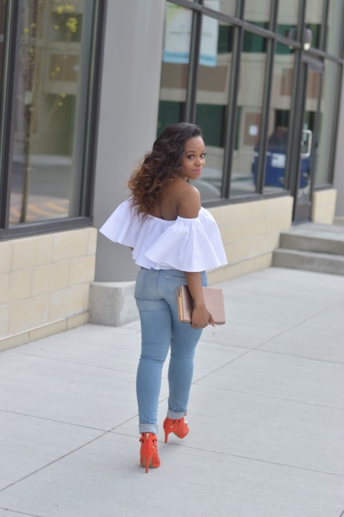 blackandkillingit:  www.loveshawnee.com IG: shawnee_a 