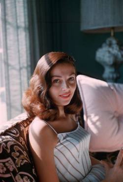 annapierangeli:  Pier Angeli photographed