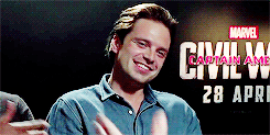 sebastiianstan:  Anthony + Complementing Sebastian plus Sebastian’s reaction. 