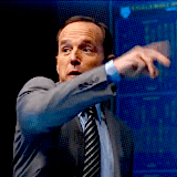 marvelximagine:  Submitted by thelyingpierrot | Gifs