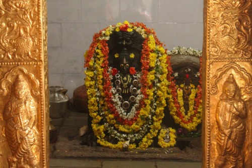 Vishnu and lakshmi deities, Kallur Mahalaxmi Devastana, Karnataka