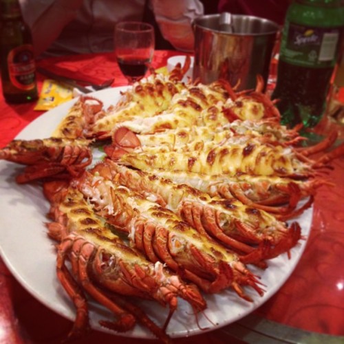 amyblogschow:  Celebrating baby Juliana at her Red Egg Ceremony with broiled mayo lobster in an eight-course feast that also included roast pork; lamb chops; seafood soup; abalone, mushrooms and pea shoots; and a teriyaki broiled cod that I was too full