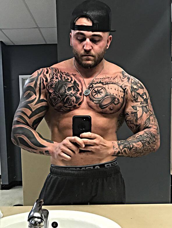 whitepapermuscle:  Preston Perry