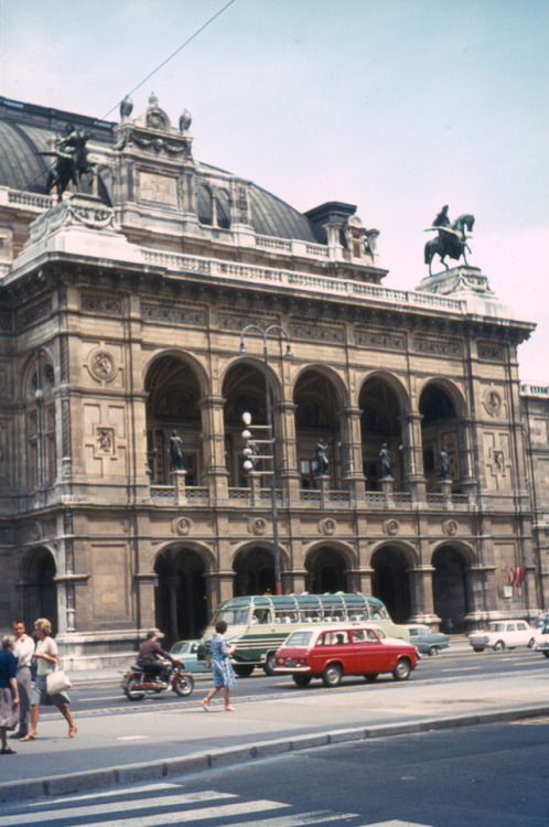 vintageeveryday:31 wonderful color photos of Austria in the early 1960s.