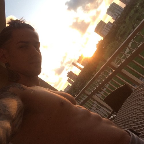 igorstepanov:  My first miami sunrise