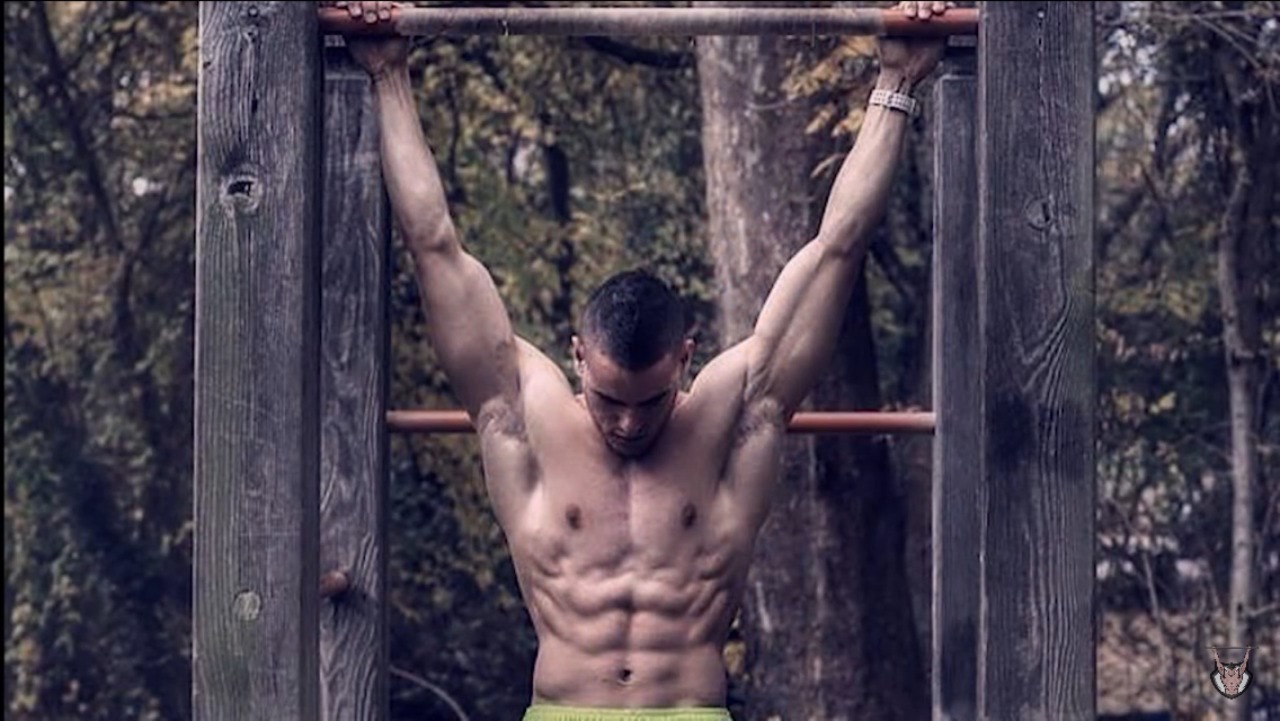 @bestofshirtless@muscleteen