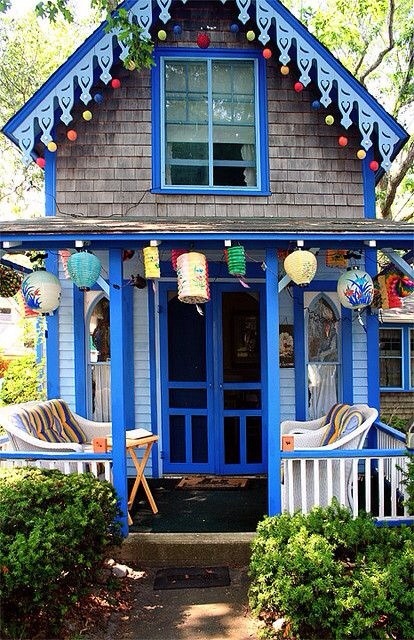 Cottage Life