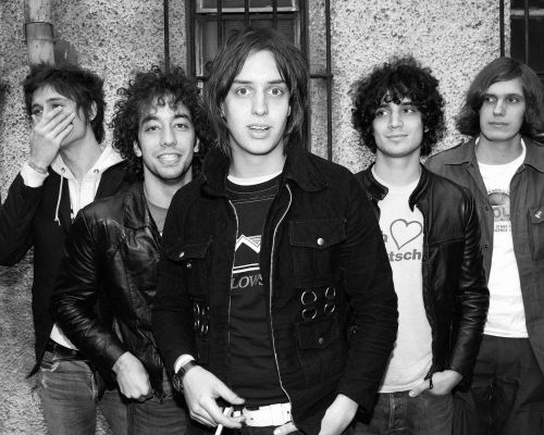 thestrokesargentinafans:The Strokes // by Roger Woolman