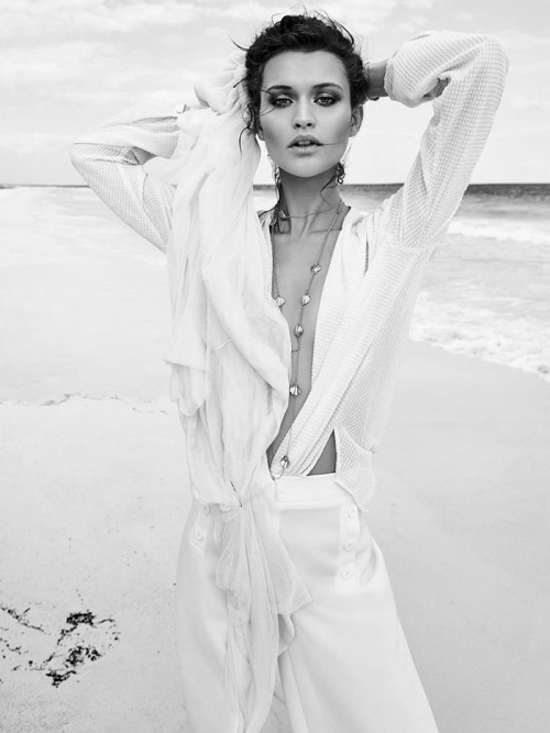 totallyinlovewithfashion:  Chloe Lecareux by Tomas De La Fuente for Telva Magazinefor more click: COLORED OR BLACK AND WHITE