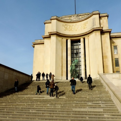 Escalier menant au palais de Chaillot, Paris, 2017.